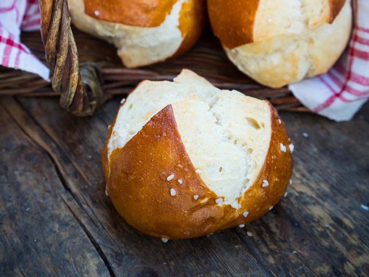 Laugenbrötchen selber machen