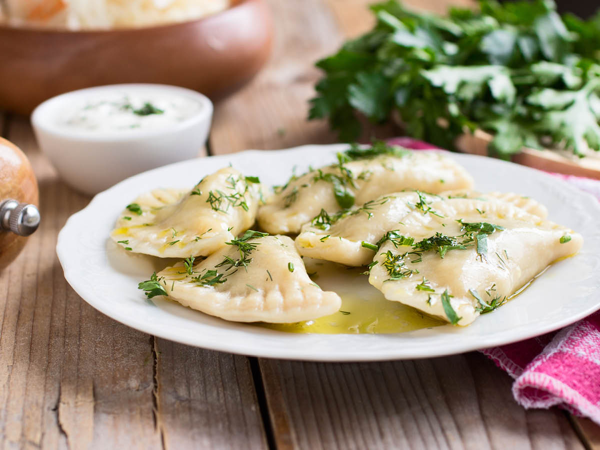 Gefüllte Pierogi ruskie Teigtaschen