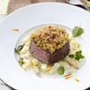 Rinderfilet auf Kartoffel-Spargeleintopf