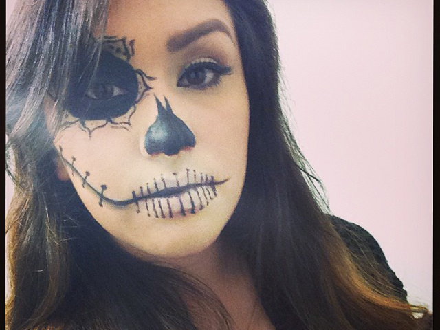 Grusel-Schminke zu Halloween