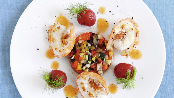 Scampi mit Gemüse-Tatar