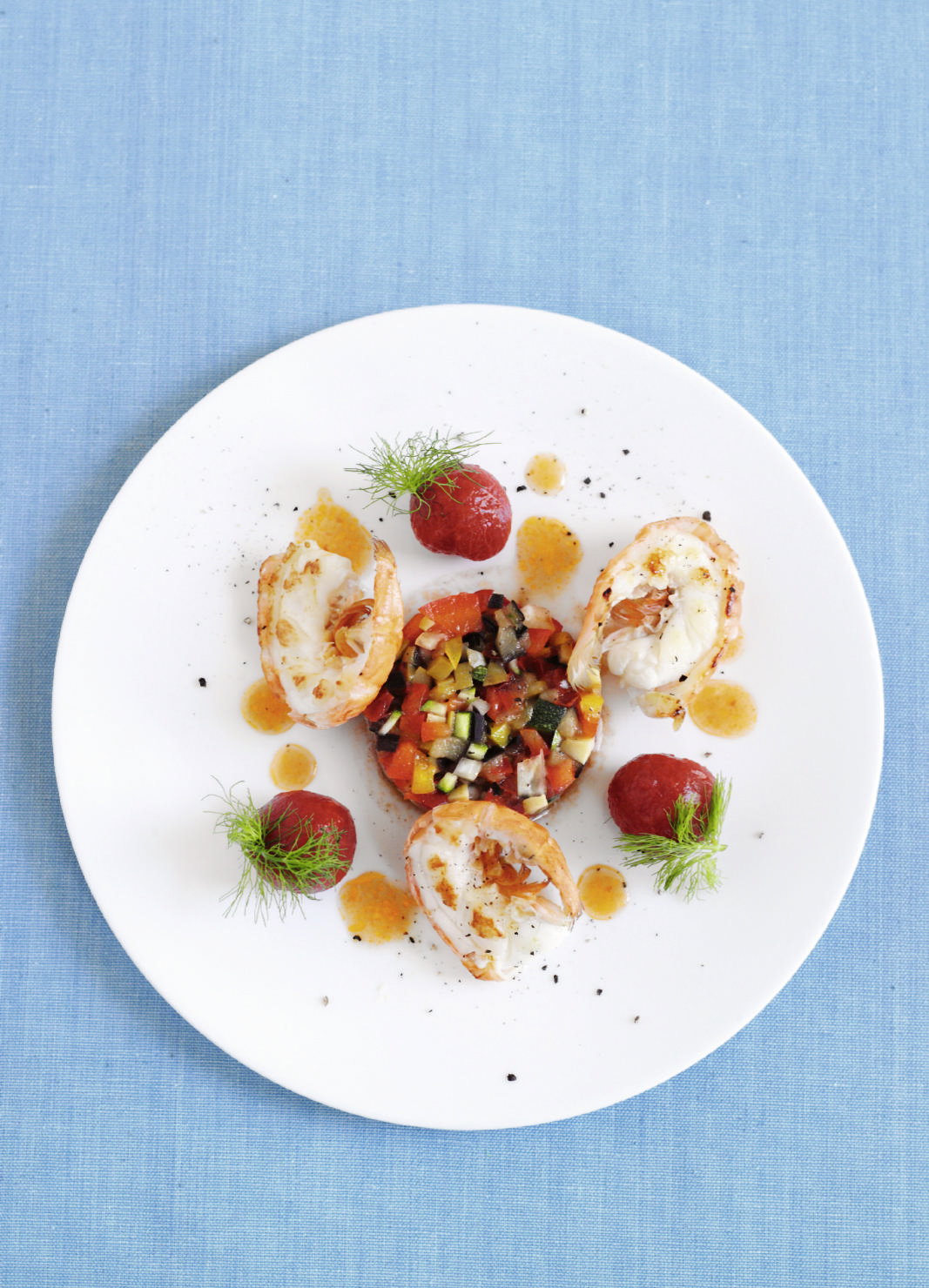 Scampi mit Gemüse-Tatar