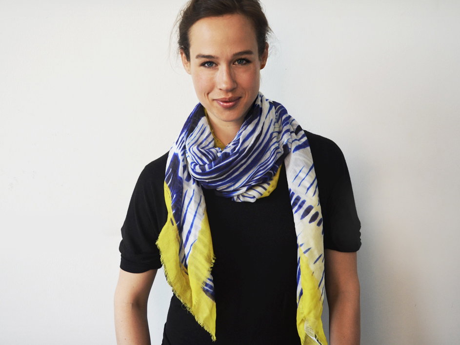 Blauer Schal von Hugo Boss
