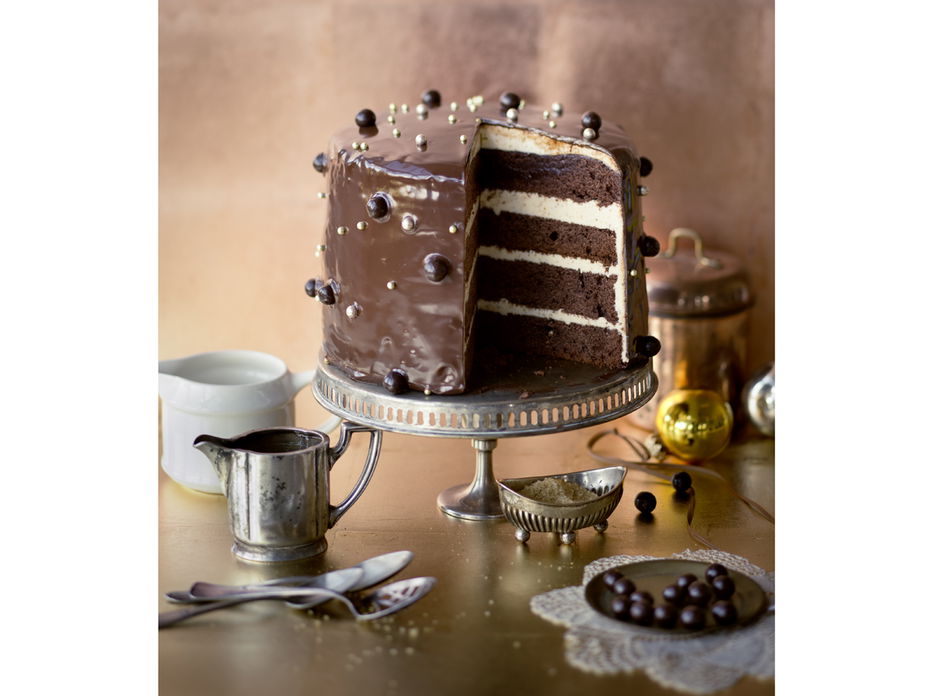 Schokotorte mit leckerer Nusscreme-Füllung - Diese Torte ist auch optisch ein echter Hingucker