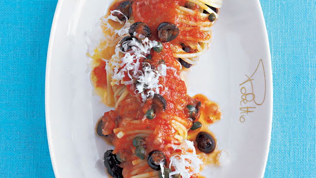 Cornelia Poletto verrät ihr Rezept für leckere Spaghetti alla Puttanesca