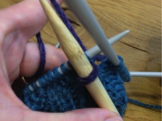 Step 8 Strickanleitung Ringelmütze