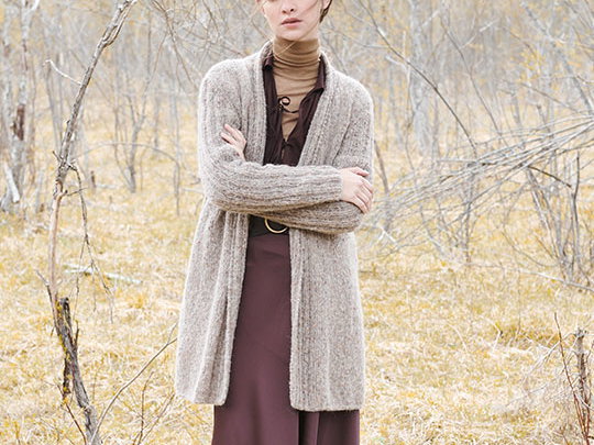 Lange Strickjacke in A-Linie