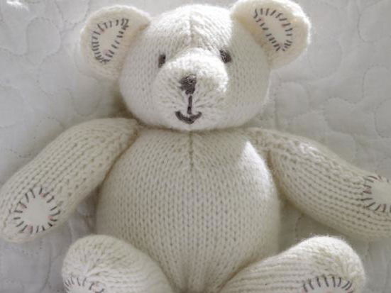 Anleitung: Süßer Strickteddy