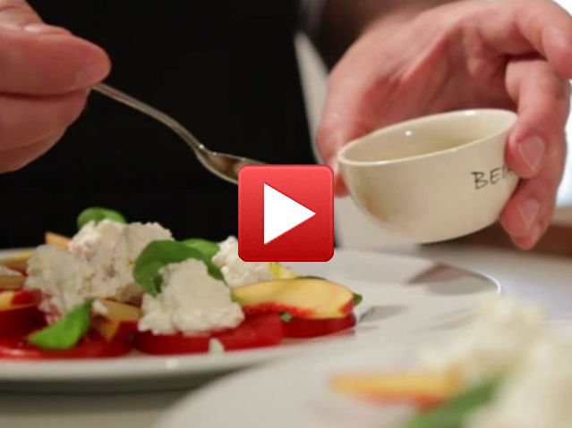 Schneller Teller: Tomaten-Nektarinen-Salat