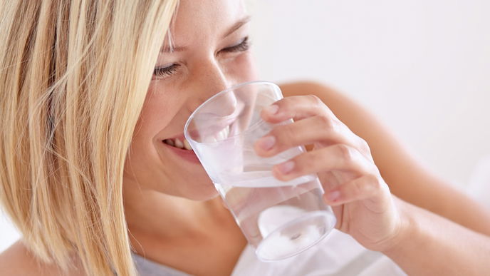 Wasser für einen frischen Teint