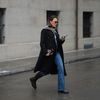 Schluss mit Wide-Leg! Dieses Jeans-Modell tragen wir im Herbst/Winter 2026 rauf und runter
