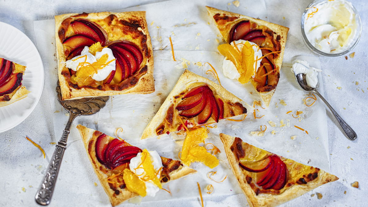 Spätsommer-Traum: Das Rezept für eine knusprige Marzipan-Pflaumen-Tarte