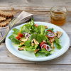 Rezept für Wildkräutersalat mit gebratenen Kräuterseitlingen