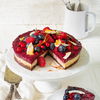 Kuchen ohne Backen: Das Rezept für vegane Beeren-Kokos-Torte