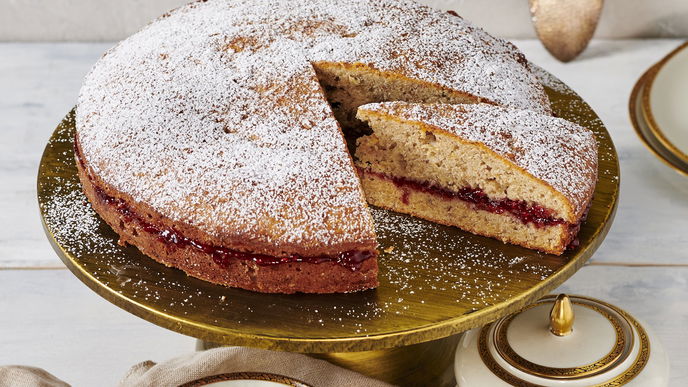 Glutenfreie Back-Idee: So gelingt die saftige Buchweizentorte mit Walnüssen