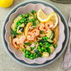 Schnelle Sommerküche: Das Rezept für Pasta-One-Pot mit Zucchini und Garnelen