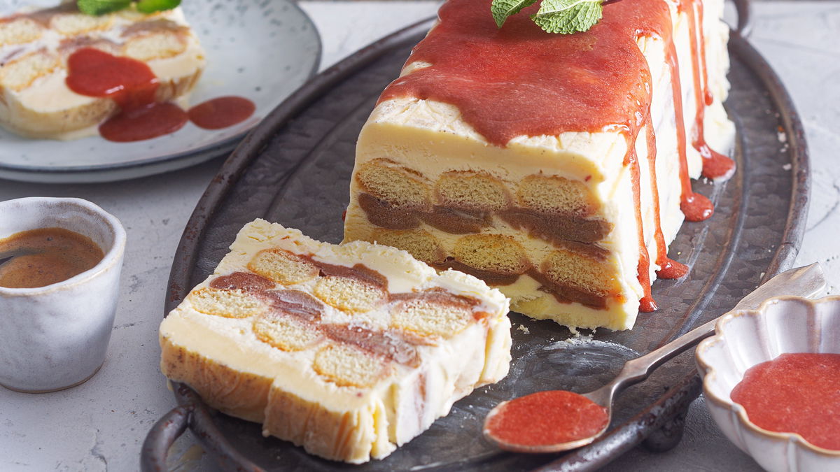 Rezept für Tiramisu-Pflaumen-Parfait: Der cremige Nachtisch-Klassiker neu interpretiert
