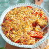 Knuspriger Herbstgenuss: Würziges Tomaten-Crumble aus der Auflaufform