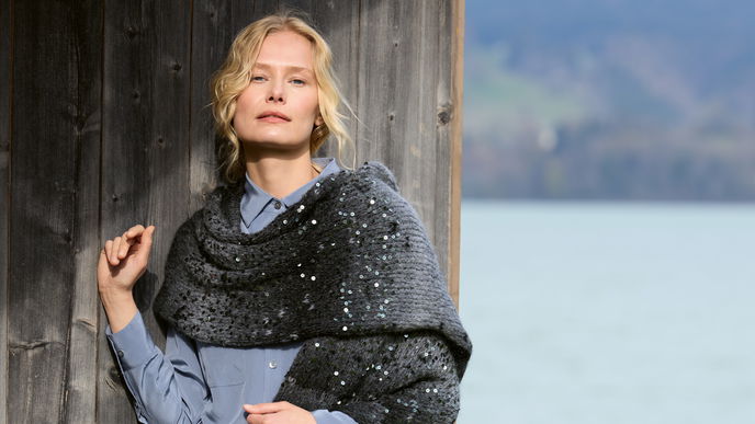 Strick-Fans aufgepasst: Wir verlosen 10 Wollpakete für Stola mit Pailletten von Lana Grossa! 
