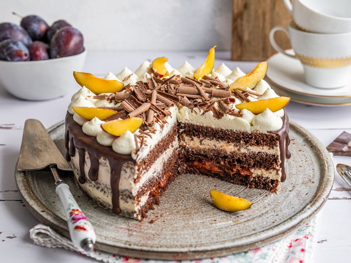 Rezept für kleine Zwetschgen-Schokotorte: Dieser Kuchen-Traum versüßt uns den Spätsommer
